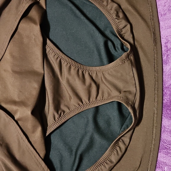 Lands' End Swin Bottom - Picture 3 of 6